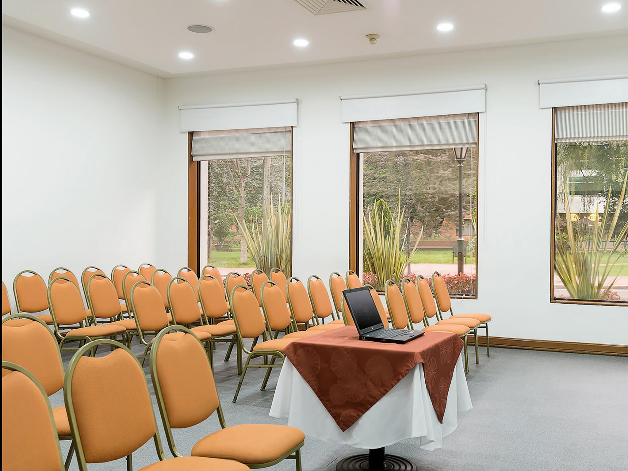 Hotel Parque 97 Suites Bogota Buitenkant foto